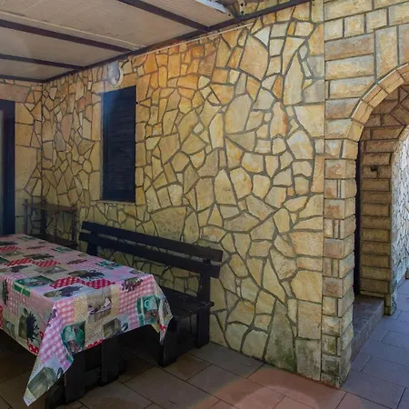 Gorgeous Apartment In Njivice With Kitchen Apartment Njivice