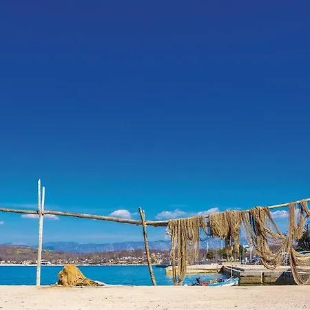 Appartamento Pet Friendly In Njivice