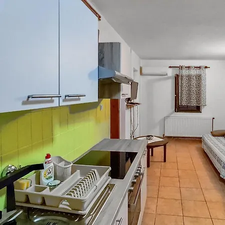 Gorgeous Apartment In Njivice With Kitchen Apartment