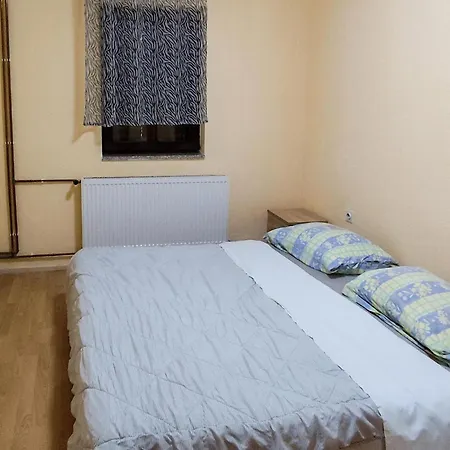 Apartment Gorgeous Apartment In Njivice With Kitchen *