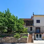 Pet Friendly Apartment In Njivice * Njivice